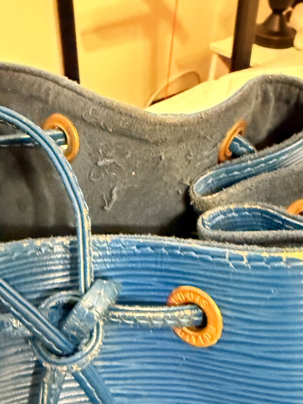 Louis Vuitton Neo Noe Epi Leather Drawstring Bag - Picture 14 of 14